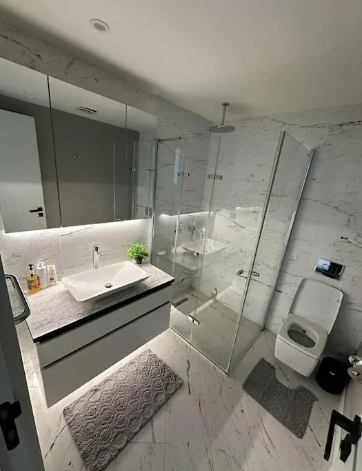 Elegant 2 Bedroom Apt Sinpas Queen Gym Pools Provincia di Provincia di Istanbul 0*,  Turchia